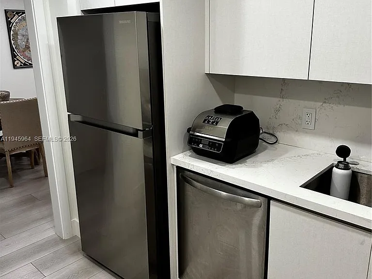 400 Kings Point Dr #1517 — Photo 7