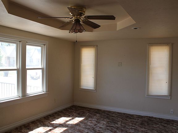 5th image of 517 SW 35th St
