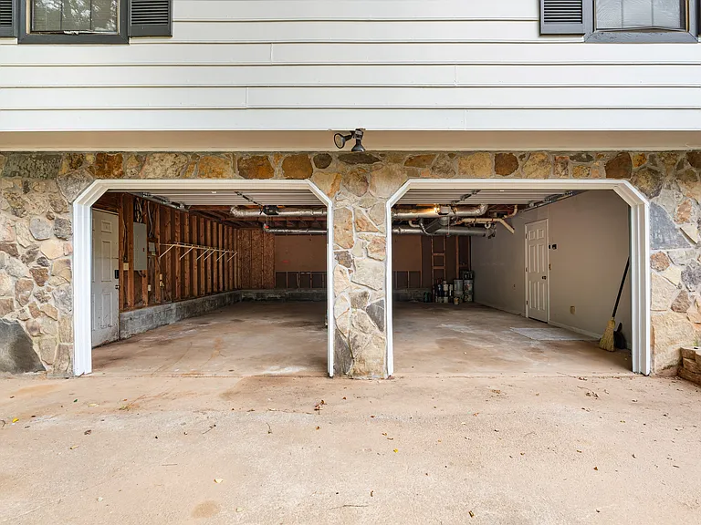 90 Edelweiss Dr — Photo 16