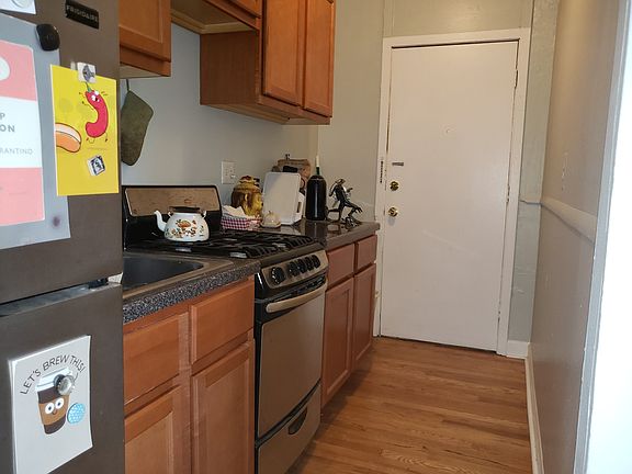 4th image of 4551 N Christiana Ave APT 3