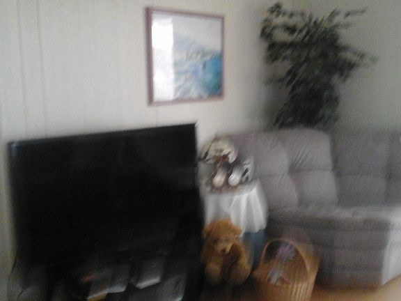 5th image of 786 Imperial Dr