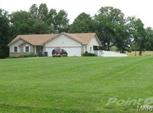 45 Old Log Cabin Trl, Marthasville, MO 63357