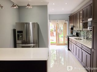 1867 Bleecker St, Flushing, NY 11385