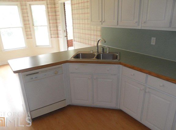 5th image of 1391 Caritas Ct SE