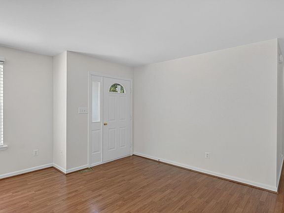2nd image of 32 Hatchechubee Rd