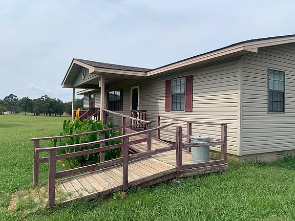 3rd image of 22253 N State Highway 307