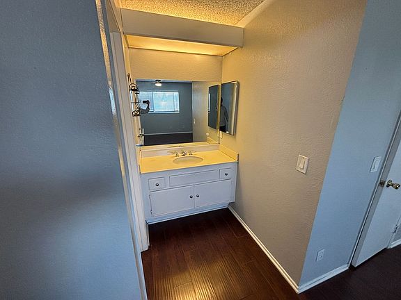4th image of 23290 Vida Ct #1