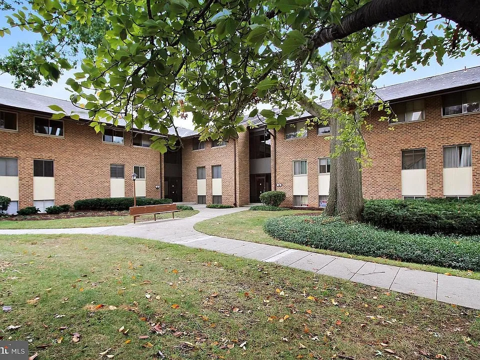 18730 Walkers Choice Rd #2