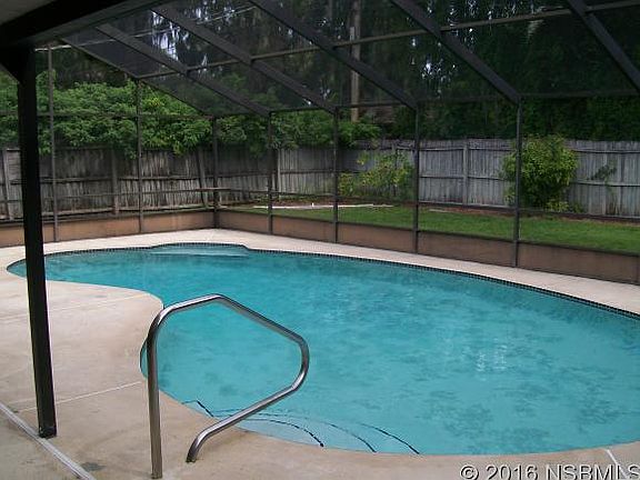 2nd image of 2121 Kumquat Dr