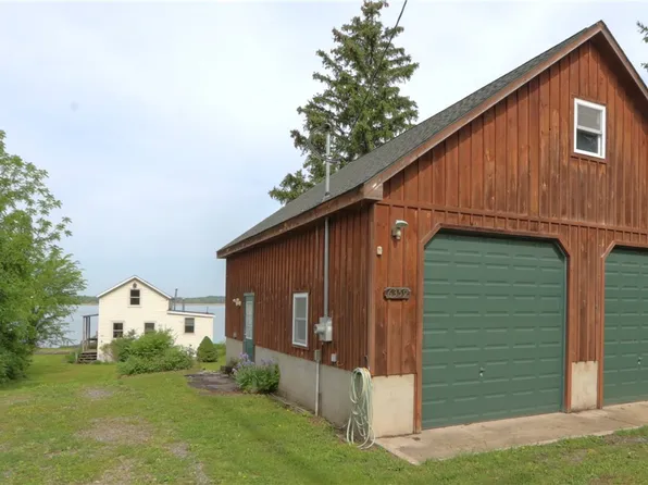 6359 Water St, Cayuga, NY 13034