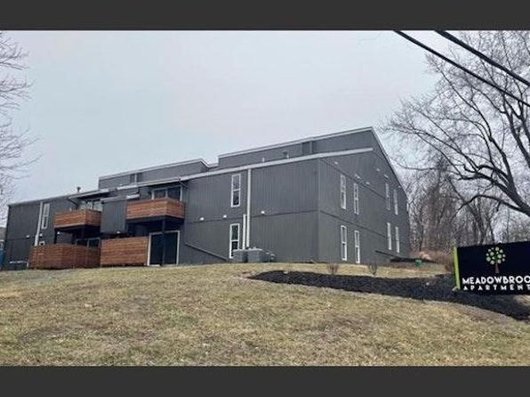 801 Meadowbrook #802-201