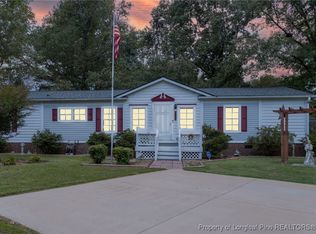 520 Inverary Dr, Raeford, NC 28376