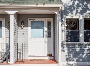 97 Forest St APT 2, Lowell, MA 01851