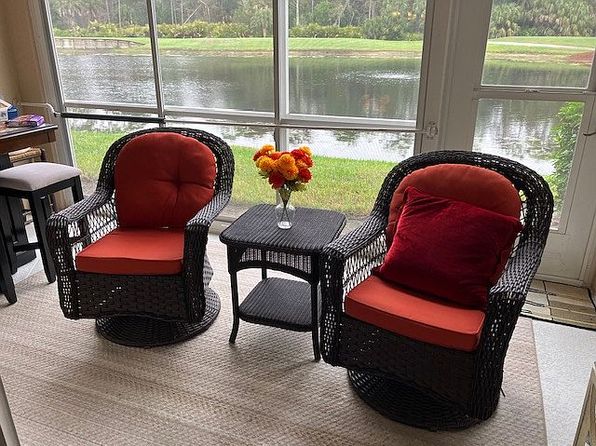 26190 Clarkston Dr #104