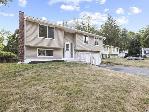 5th image of 2695 Southridge Dr