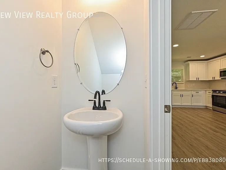 584 Pleasant Ave — Photo 7