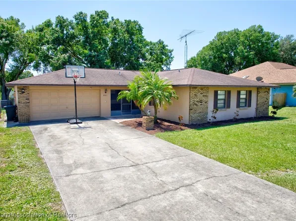 2211 Pinewood Blvd, Sebring, FL 33870