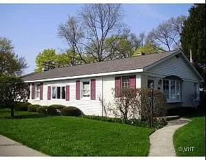 1901 Linneman St photo 1