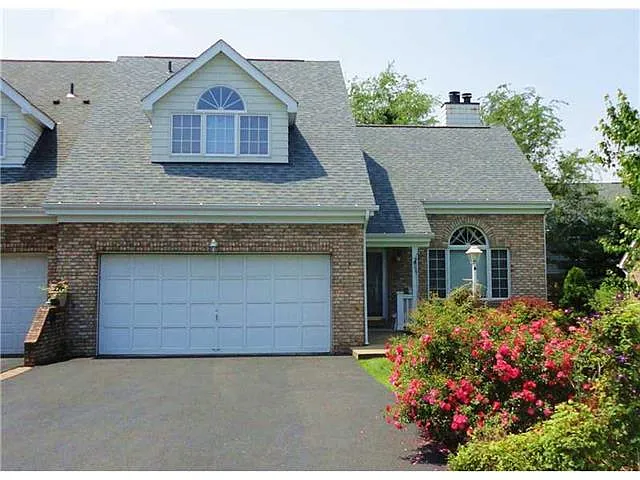 224 Portman Ln photo 1