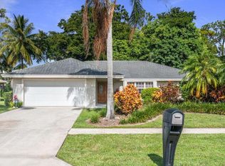 691 Foresteria Ave, Wellington, FL 33414
