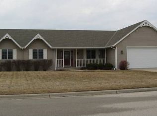 3145 Emory St, Green Bay, WI 54311
