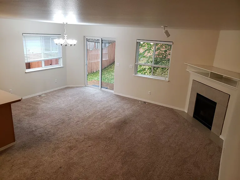 10953 Hannah Jane Pl — Photo 4