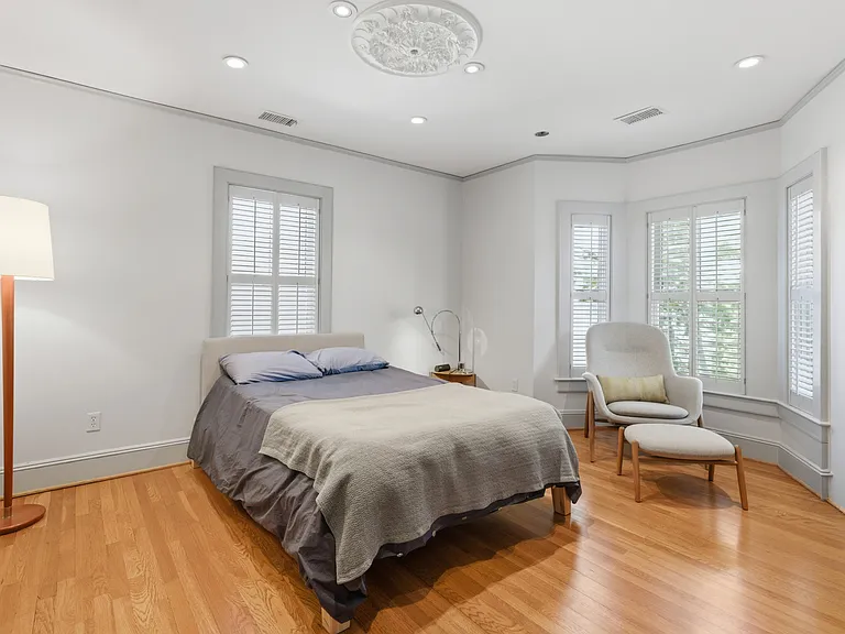 32 Tremont St #1 — Photo 18
