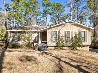 207 Ridgewood Dr, Daphne, AL 36526