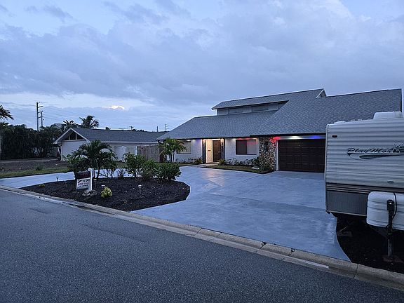 Epoxy Coated Driveway