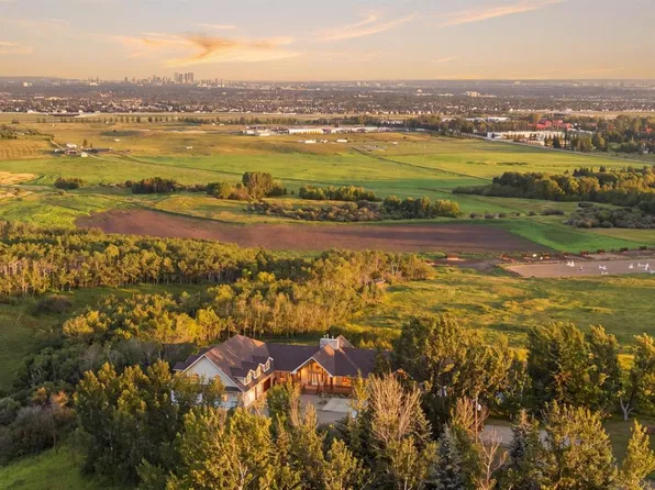202002 SE 80th St W, Foothills County, AB T1S 0S2