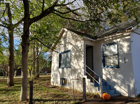 206 E Franklin St, Bingen, WA 98605
