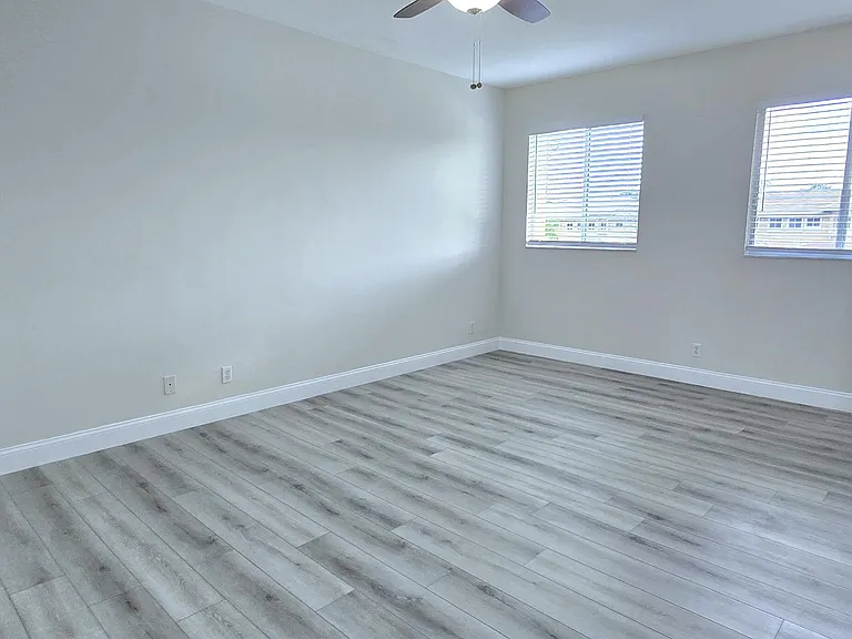 4305 Coventry Pointe Way — Photo 22