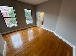 669 Massachusetts Ave #2, Boston, MA 02118