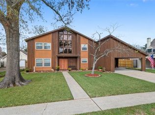 7215 Sheringham Dr, Harahan, LA 70123