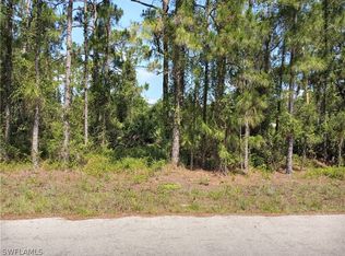 614 Flamingo Ave, Lehigh Acres, FL 33974