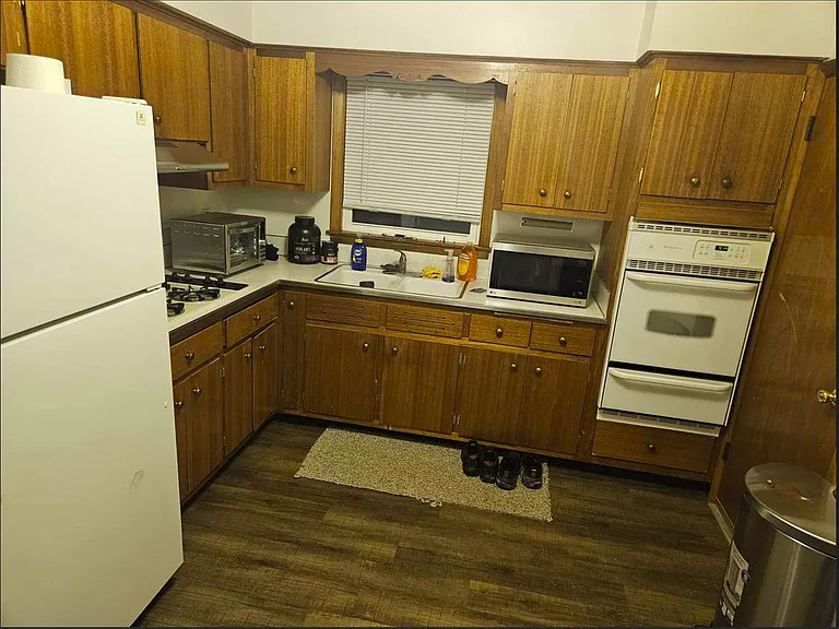 3516 Wind Point Dr #1 — Photo 3