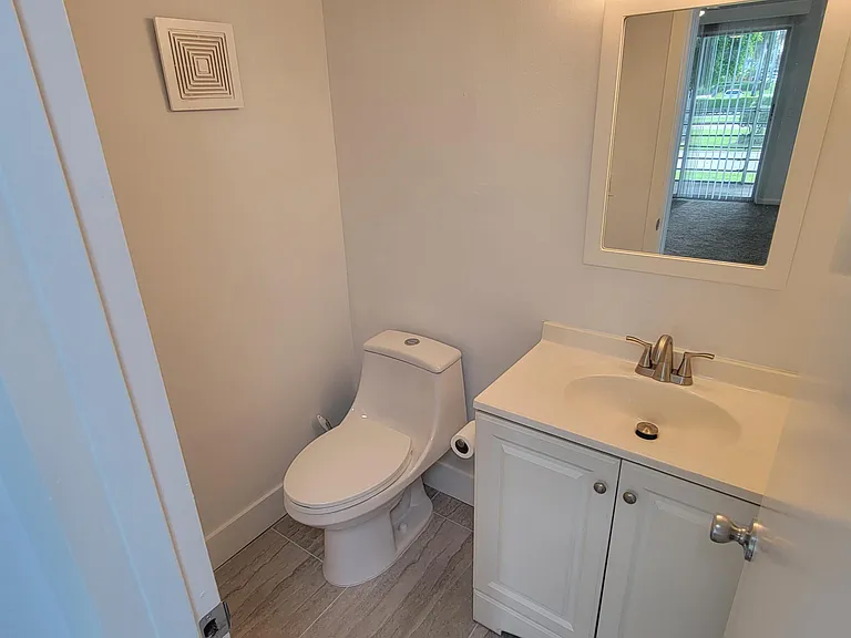 613 Fanshaw Way — Photo 11