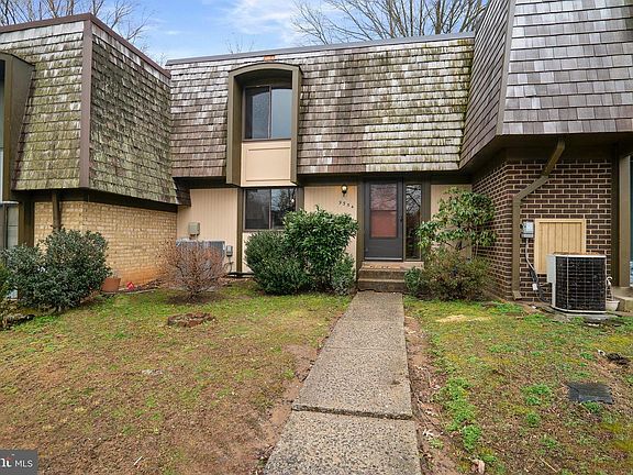 2nd image of 9554 Fern Hollow Way
