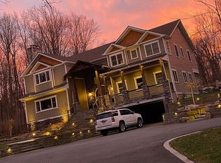 56 School House Rd, Randolph, NJ 07869