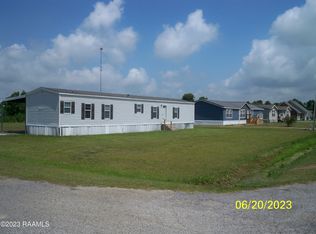 205 Secretariat Ln, Rayne, LA 70578