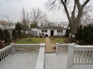 1533 McDaniel Ave, Evanston, IL 60201