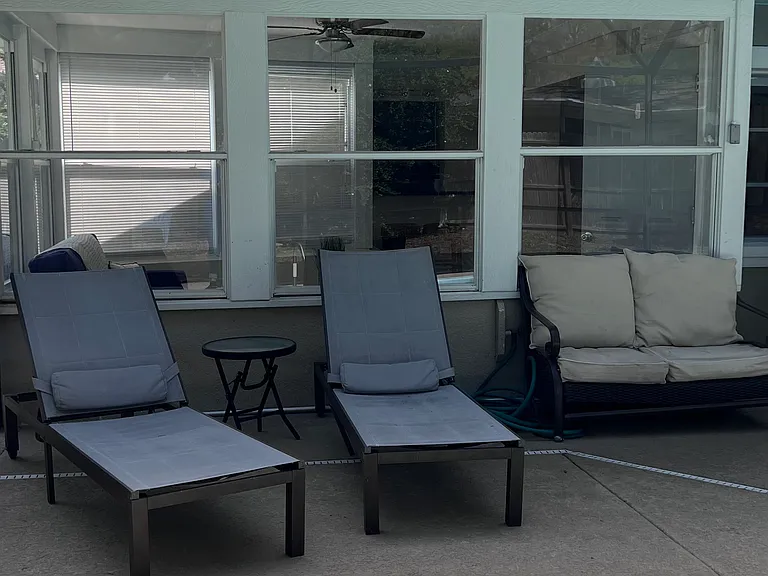 205 Driftwood Dr W — Photo 18