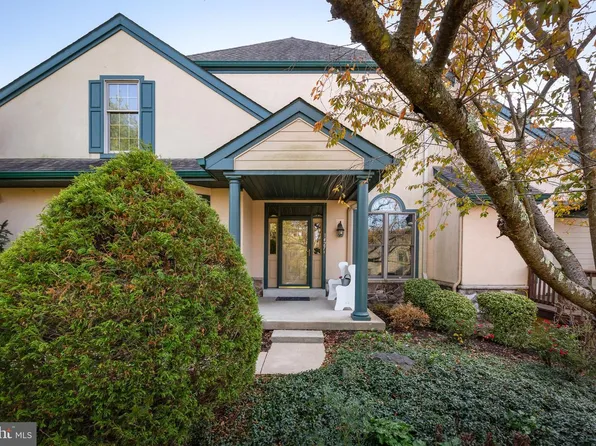 1427 Springton Ln, West Chester, PA 19380