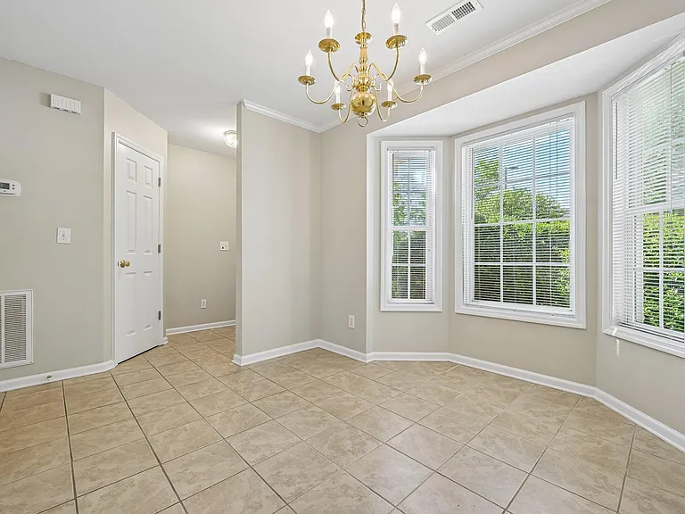 278 S Raleigh St — Photo 8