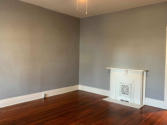 4th image of 548 Rawlings St
