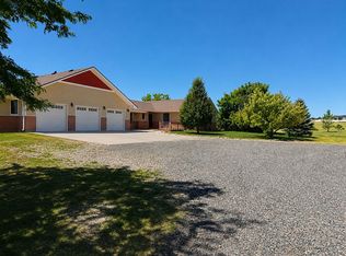 7016 Astronaut Dr, Cheyenne, WY 82009