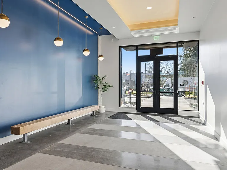 Vuela Apartments — Photo 28