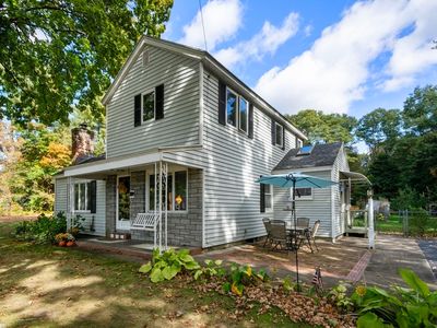 189 Woodbridge St, South Hadley, MA, 01075