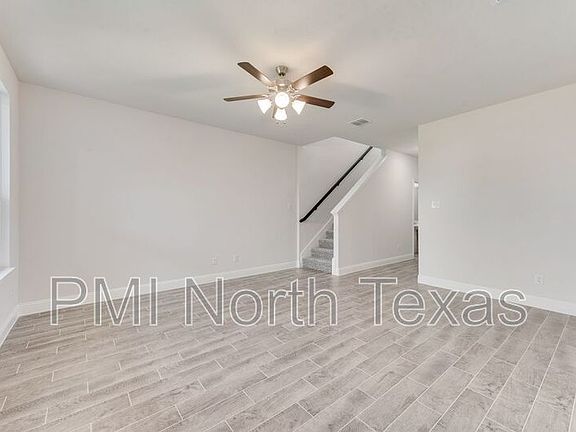 5th image of 1005 Portina Dr