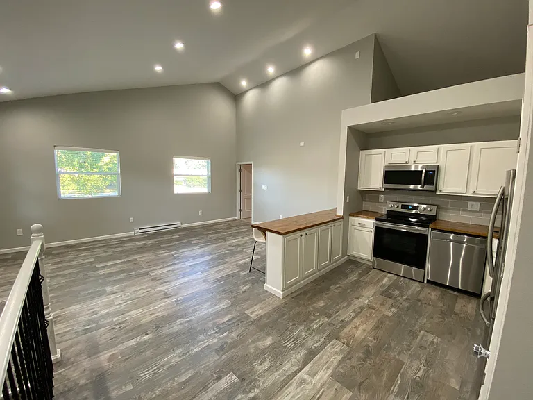6000 Carr St #1 — Photo 1